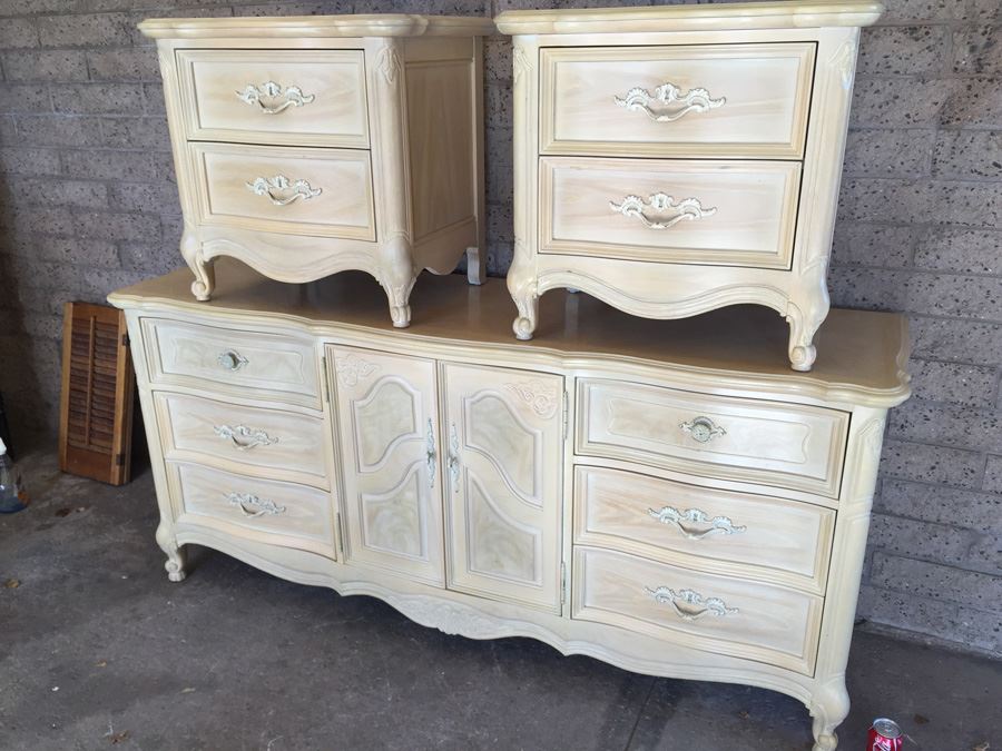 Lexington French Provencial Style Dresser With Two Nightstands