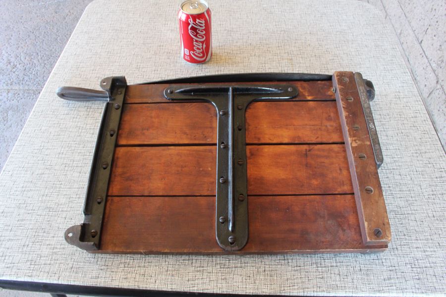 Vintage Paper Cutter The Popular [Photo 2]