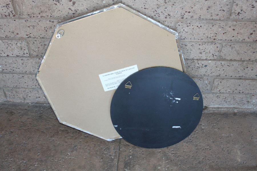 Pair Of Mirrors [Photo 3]