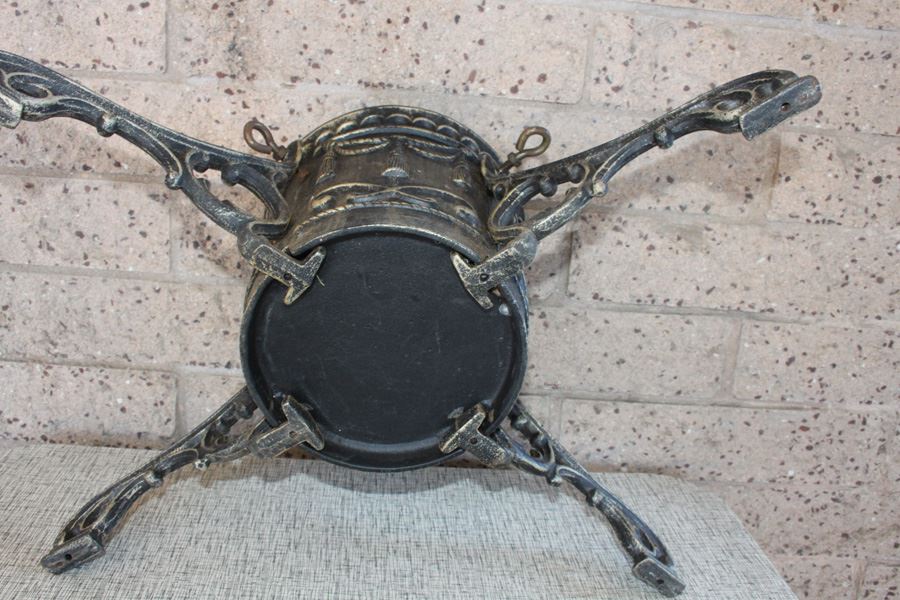 Ornate Metal Christmas Tree Stand [Photo 5]
