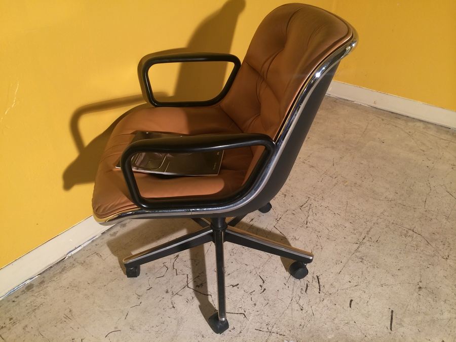 Knoll - Charles Pollock Desk Leather Chair with Arms [Photo 6]