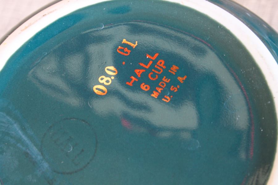 Pair Of Vintage Hand Painted Teapots Blue Pot Is HALL 6 Cup [Photo 13]