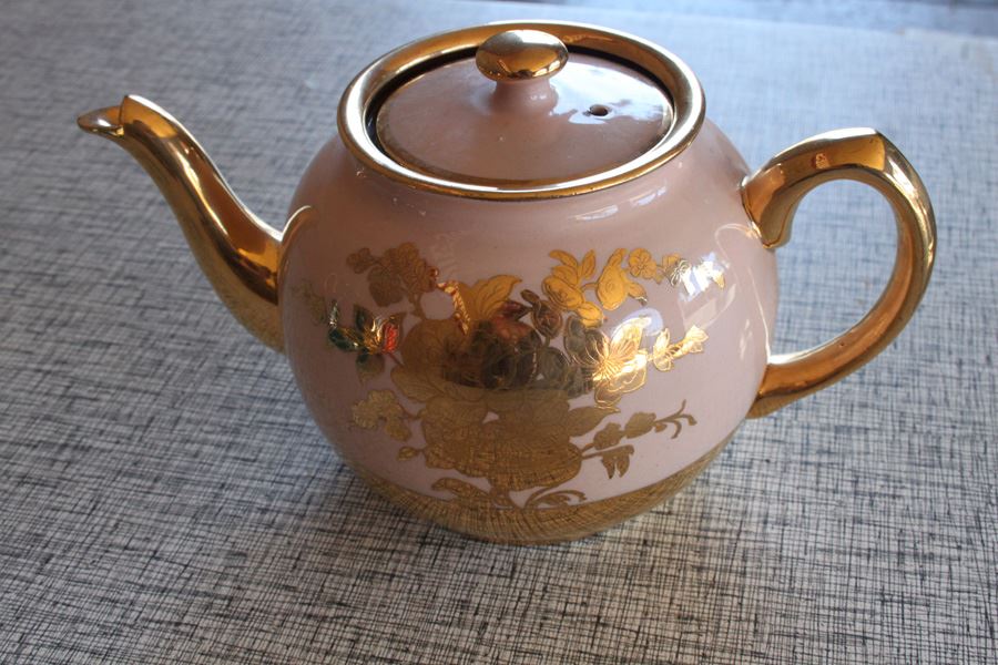 Pair Of Vintage Hand Painted Teapots Blue Pot Is HALL 6 Cup [Photo 6]