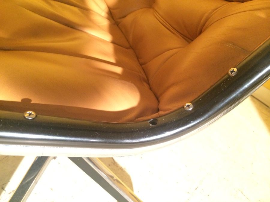Knoll - Charles Pollock Desk Leather Chair with Arms [Photo 7]
