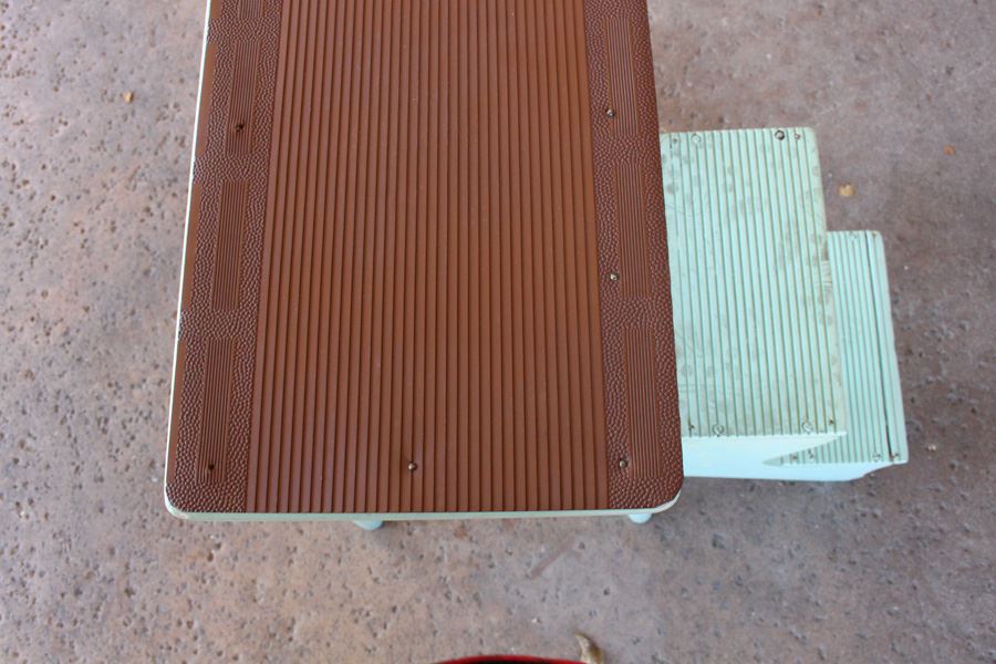 Vintage Painted Step Stool [Photo 6]