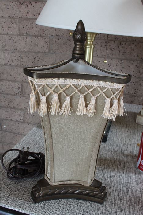 (4) Designer Lamp Lot [Photo 4]