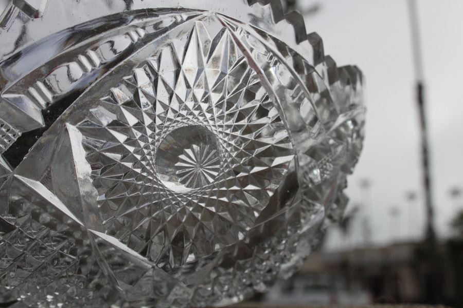 Nucut Crystal Saw Tooth Rim Bowl [Photo 10]