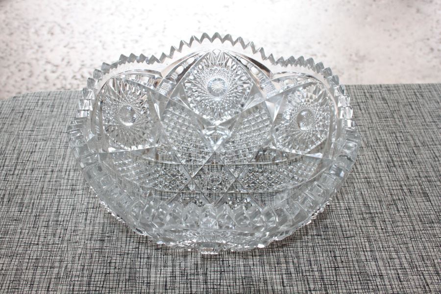 Nucut Crystal Saw Tooth Rim Bowl [Photo 8]