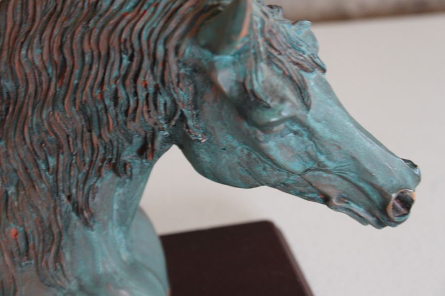 Bust Of Horse, Cat, And Swan [Photo 3]