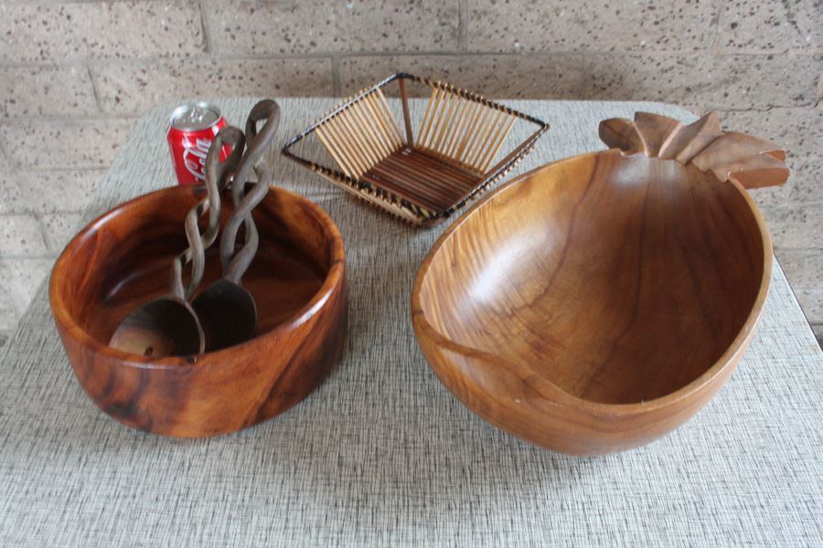 Wooden Bowl Salad Serving Set Lot [Photo 1]