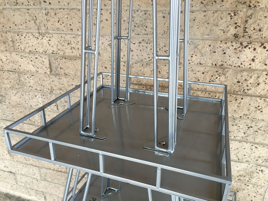 Metal Eifel Tower Display Stand Rack [Photo 2]
