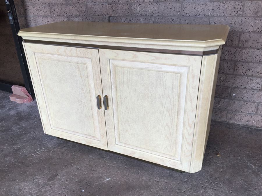 Henredon Buffet Server With Brass Accents Hollywood Regency [Photo 4]