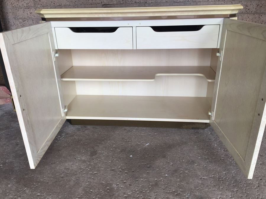 Henredon Buffet Server With Brass Accents Hollywood Regency [Photo 13]