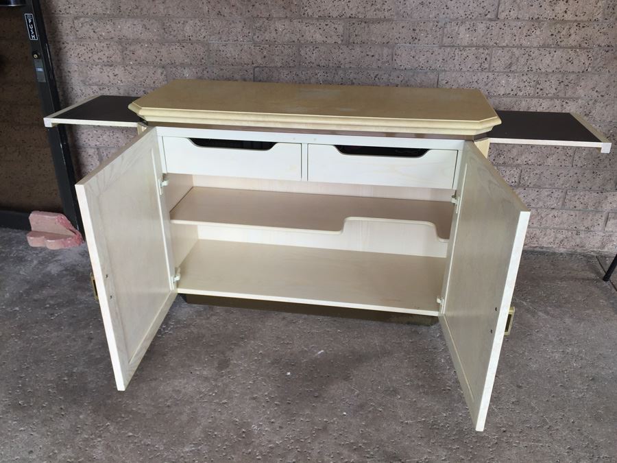 Henredon Buffet Server With Brass Accents Hollywood Regency [Photo 14]
