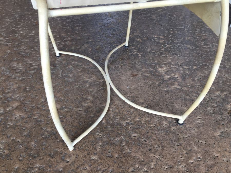 Metal Vanity Bench [Photo 5]