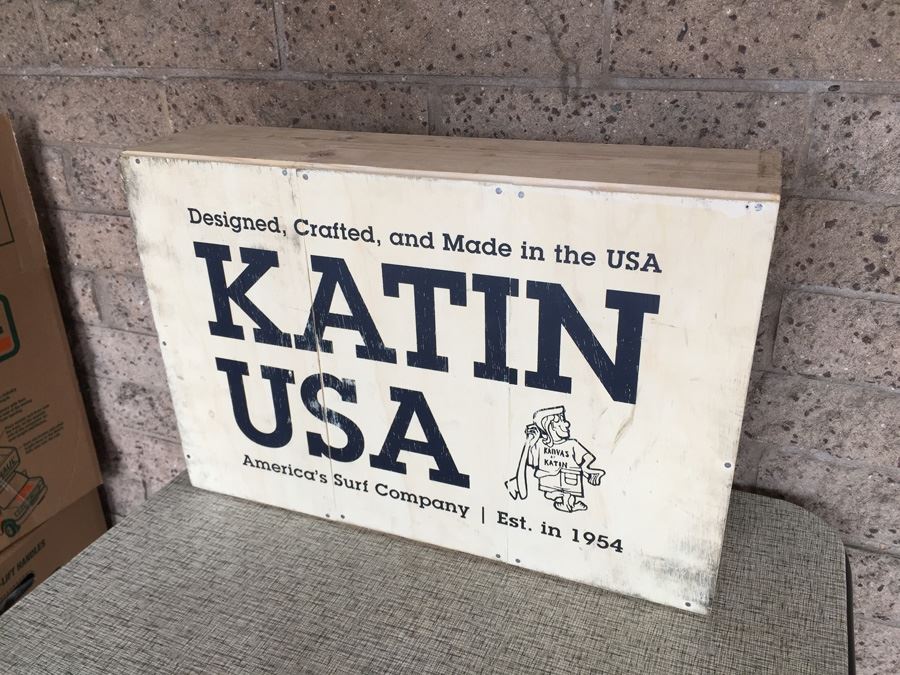 KATIN USA Retail Product Display Crate Surf Trunks [Photo 3]