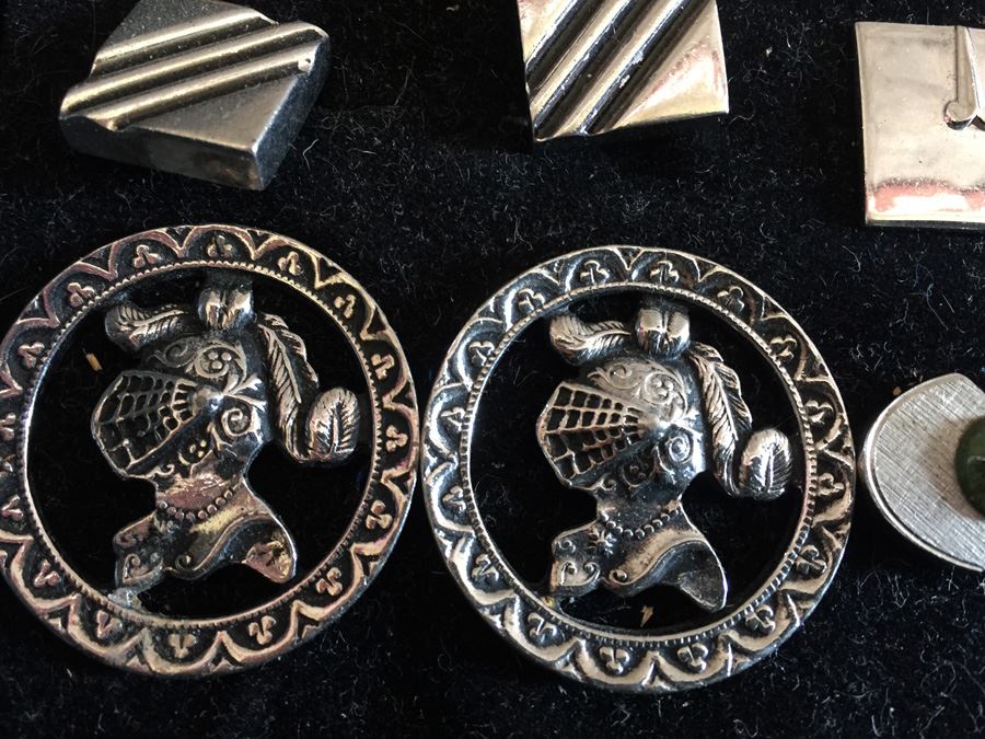 Huge Lot Of Vintage Cufflinks With Black Jewelry Display Case [Photo 11]