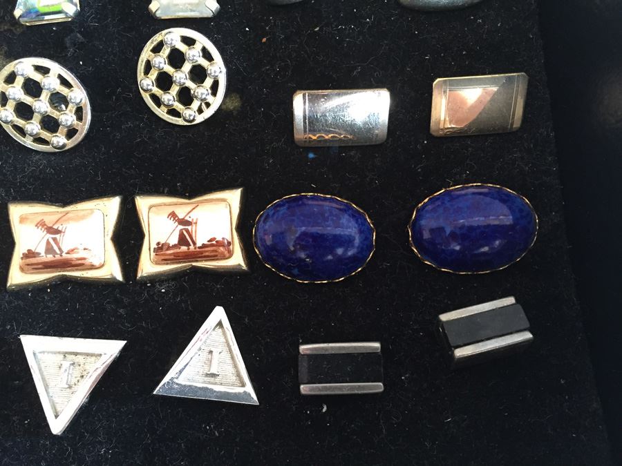Huge Lot Of Vintage Cufflinks With Black Jewelry Display Case [Photo 8]