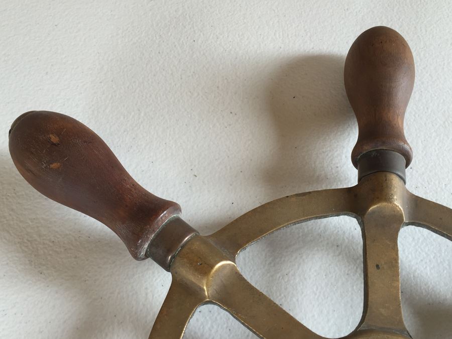 Vintage Brass And Wood Ship's Wheel Trivet [Photo 4]