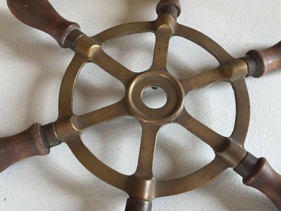 Vintage Brass And Wood Ship's Wheel Trivet [Photo 2]