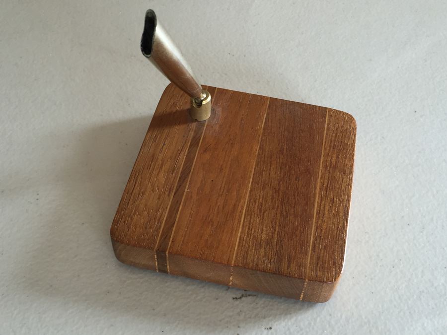 French Desk Set With Desk Protector, Clock And Pen Holder [Photo 10]