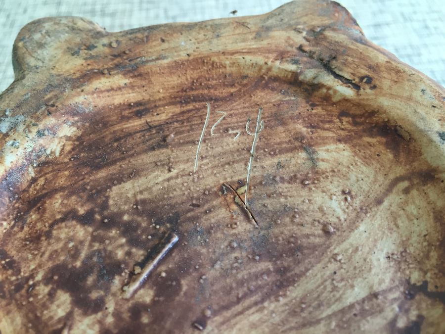 Pair Of Handmade Pots With Frog Motif [Photo 3]