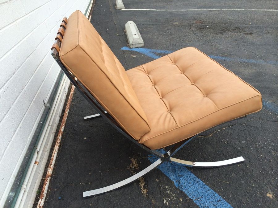 Barcelona Chair [Photo 2]