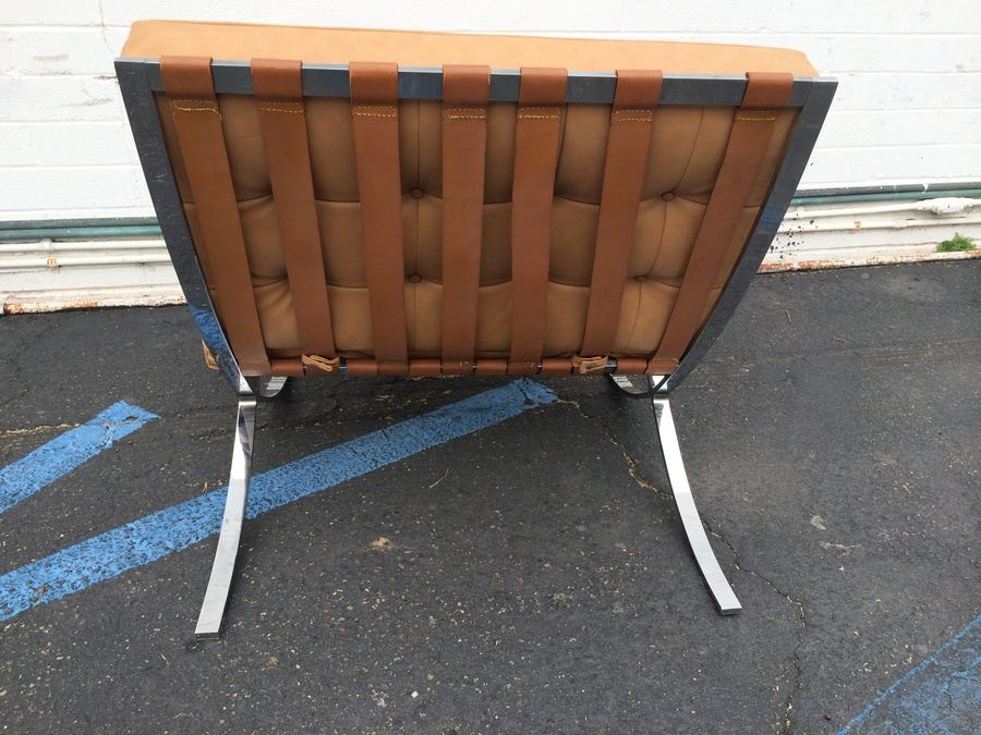 Barcelona Chair [Photo 9]