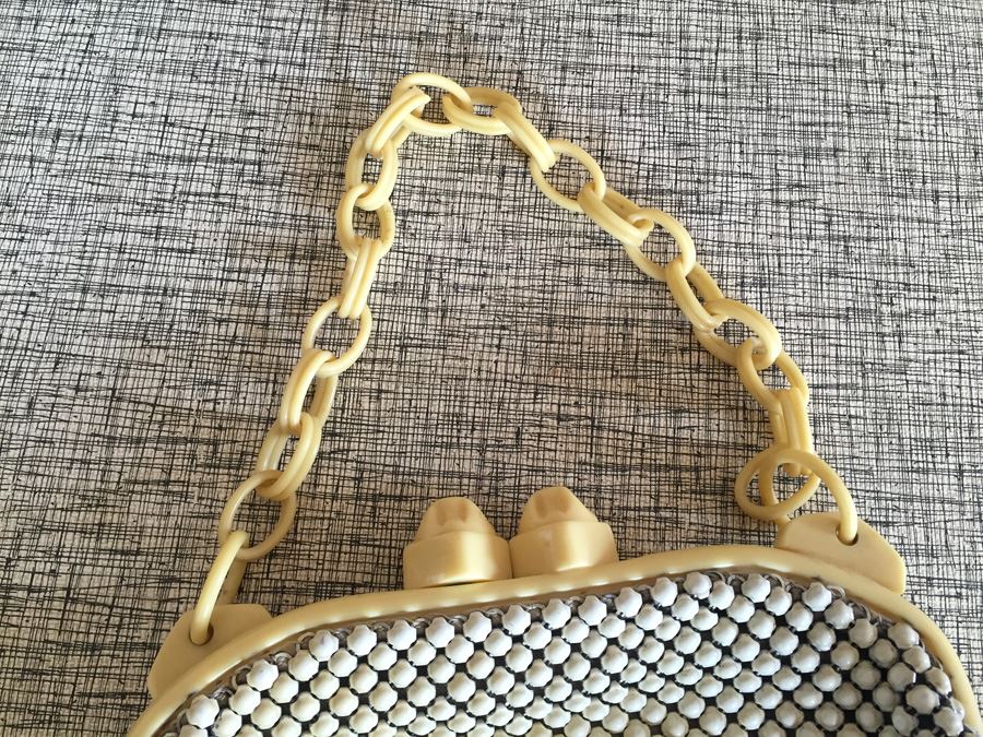 Vintage Handbag Bakelite Mesh Purse [Photo 4]