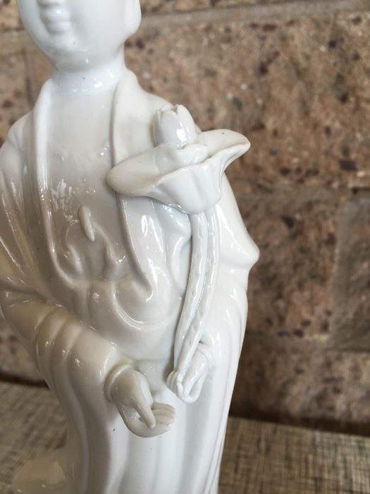 A Chinese Blanc De Chine Figure Of Guanyin [Photo 4]
