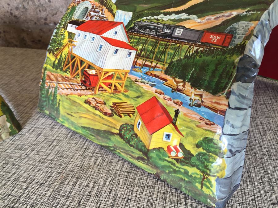 Pair Of Vintage MARX Toys Train Metal Litho Bridges [Photo 11]