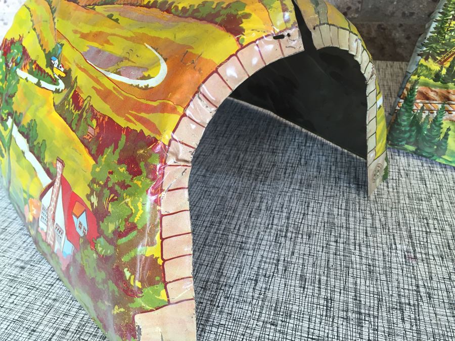 Pair Of Vintage MARX Toys Train Metal Litho Bridges [Photo 6]