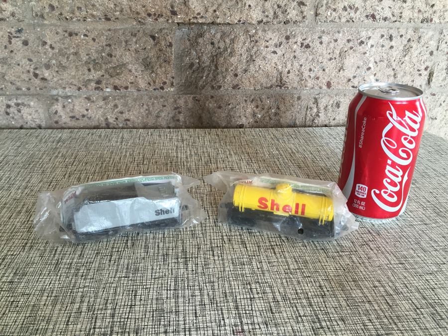 (2) ATLAS Trains Shell Oil Trains Sealed New In Packaging