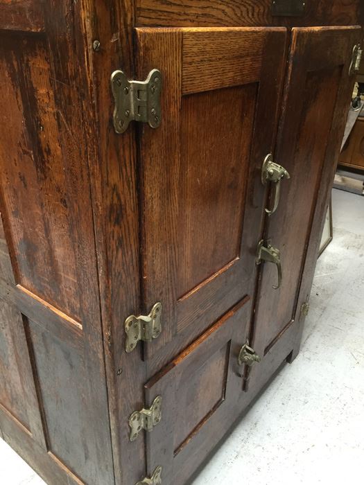 Vintage WICKES JOINTLESS REFRIGERATOR Sold By Brunswick Balke Collender Co. [Photo 13]