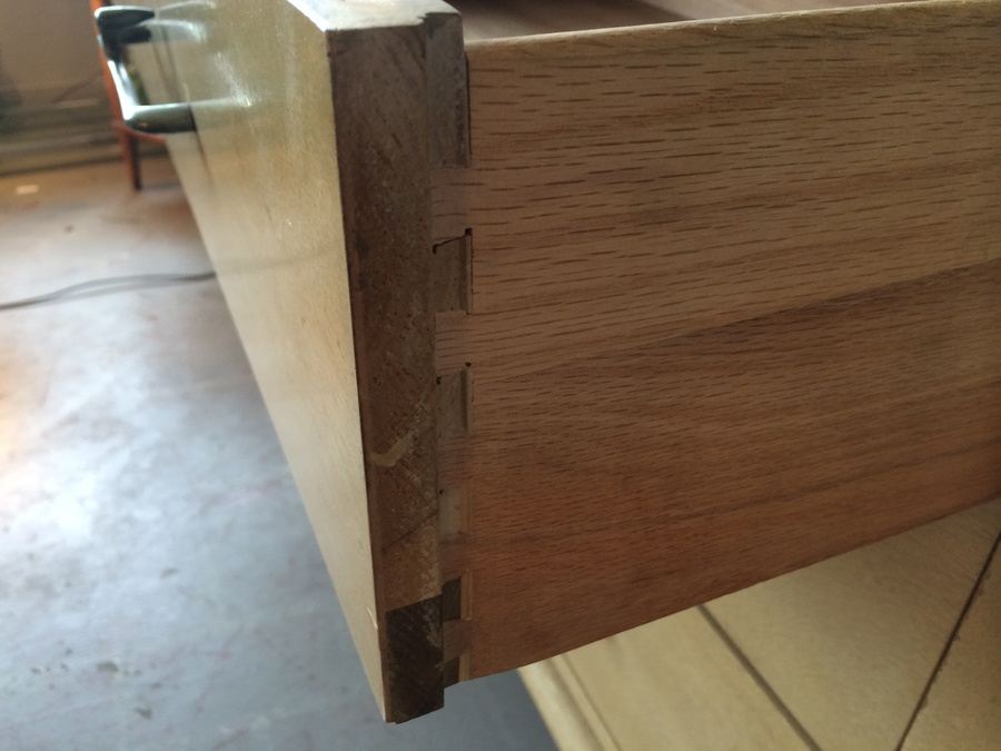 Retro Mid-Century Dixie 3-Drawer Dresser [Photo 5]