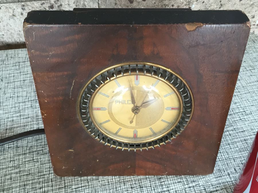 Vintage Philco Clock [Photo 7]