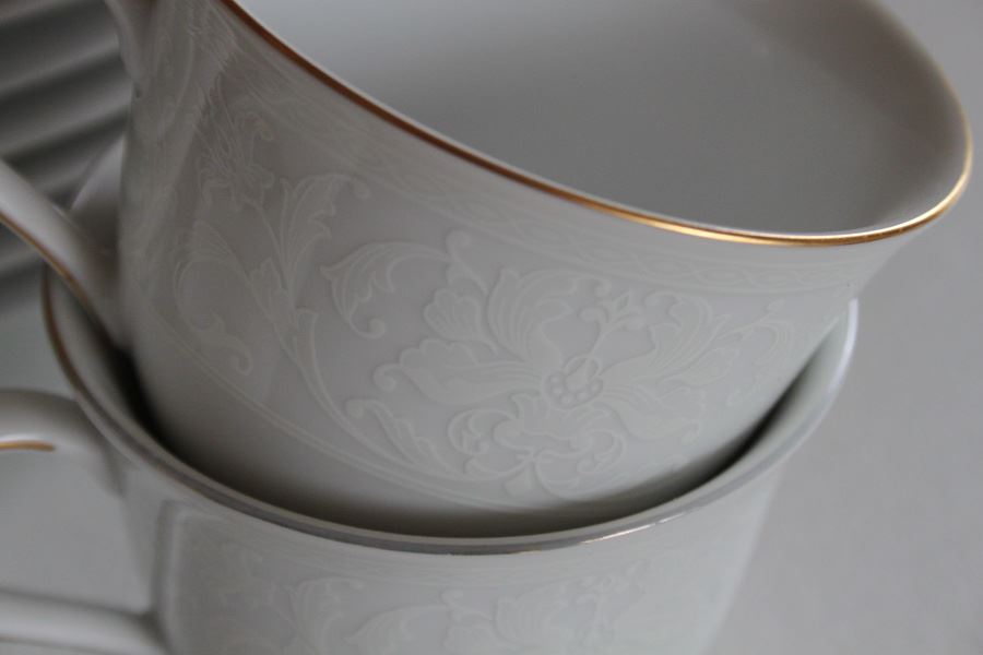 NIKKO Fine China White Lace Pattern [Photo 5]