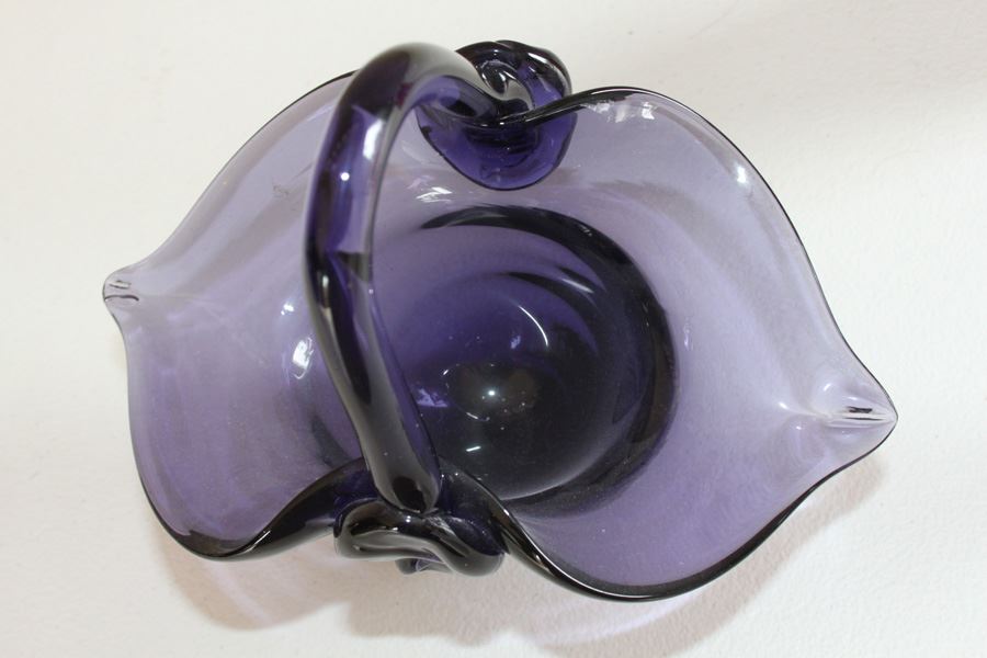 Pink Fenton Glass And Glass Basket [Photo 8]