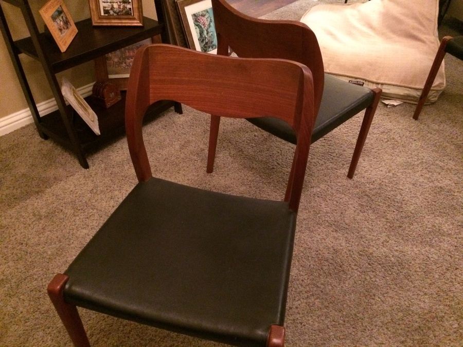 J. L. Moller Teak Dining Chairs and Table - Niels Moller 1951 [Photo 23]