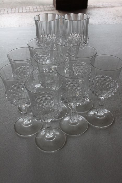 (11) Crystal Stemware Lot [Photo 4]