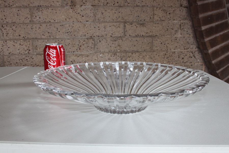 Unique Modern Crystal Bowl [Photo 3]