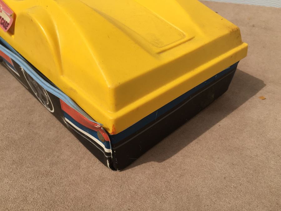 Matchbox 48 Car Carry Case Tupperware Original Stickers Are Peeling Off [Photo 7]