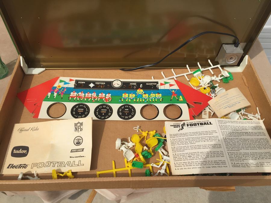 Two Vintage Sets Of The Classic Electric Football By Tudor With Box [Photo 9]