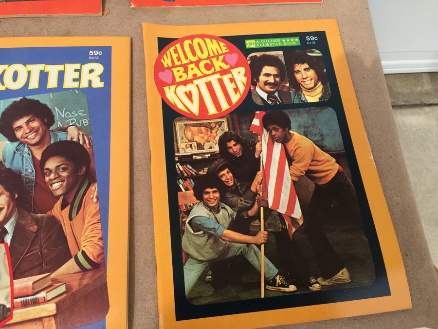 Huge Set Of Golden All Star Books 1977 The Amazing Spider-Man, Muhammad Ali, Space:1999, Fat Albert And The Cosby Kids, Welcome Back Kotter, Donny & Marie, Charlie's Angels, Starsky & Hutch [Photo 15]