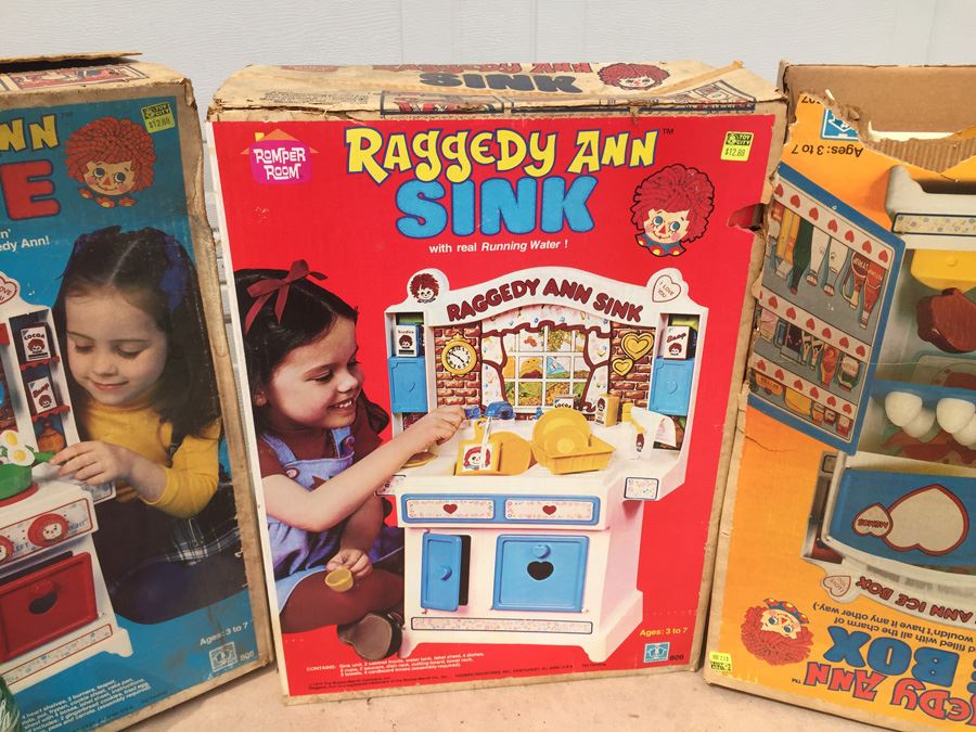 Raggedy Ann Stove, Sink, And Ice Box Romper Room In Box Note Damage To Boxes [Photo 2]