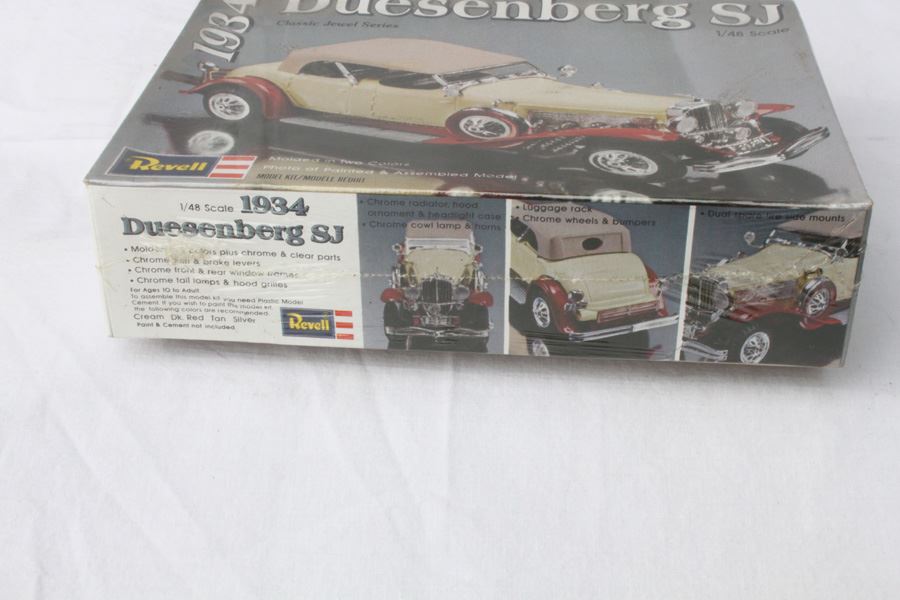 Vintage 1934 Duesenberg SJ Revell Model Kit New Sealed 1977 [Photo 3]