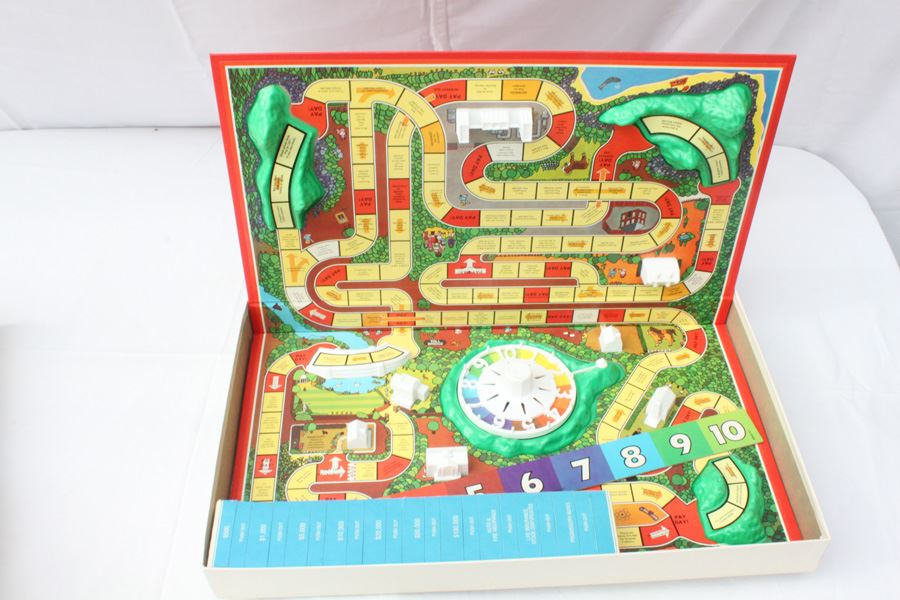 The Game Of LIFE MB 1979 New In Box [Photo 3]