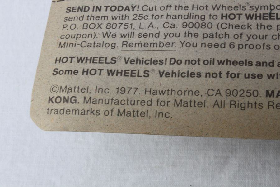 Vintage Hot Wheels 1977 New On Patch Card Classy Customs Science Friction #2018 & 1975 Flying Colors Paramedic #7661 [Photo 5]