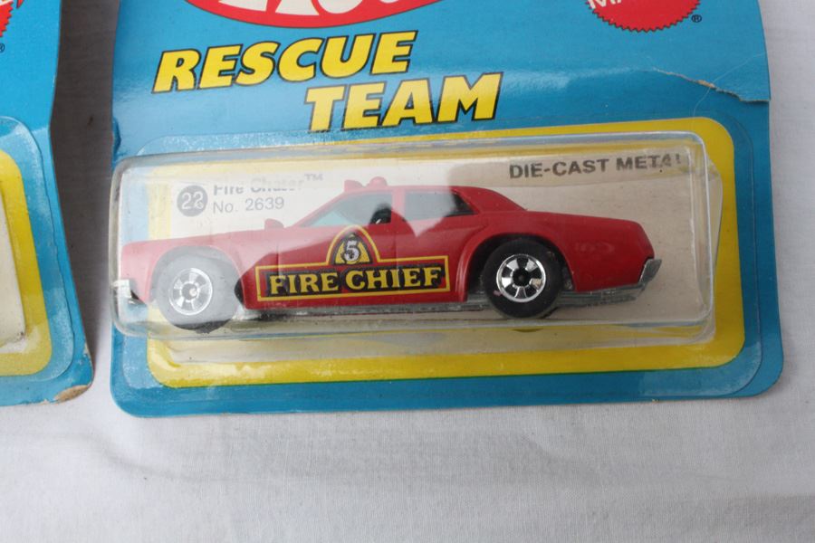 Vintage 1977 Hot Wheels New On Patch Card Speedway Specials Formula 5000 & Rescue Team Fire Chaser #2639 [Photo 3]