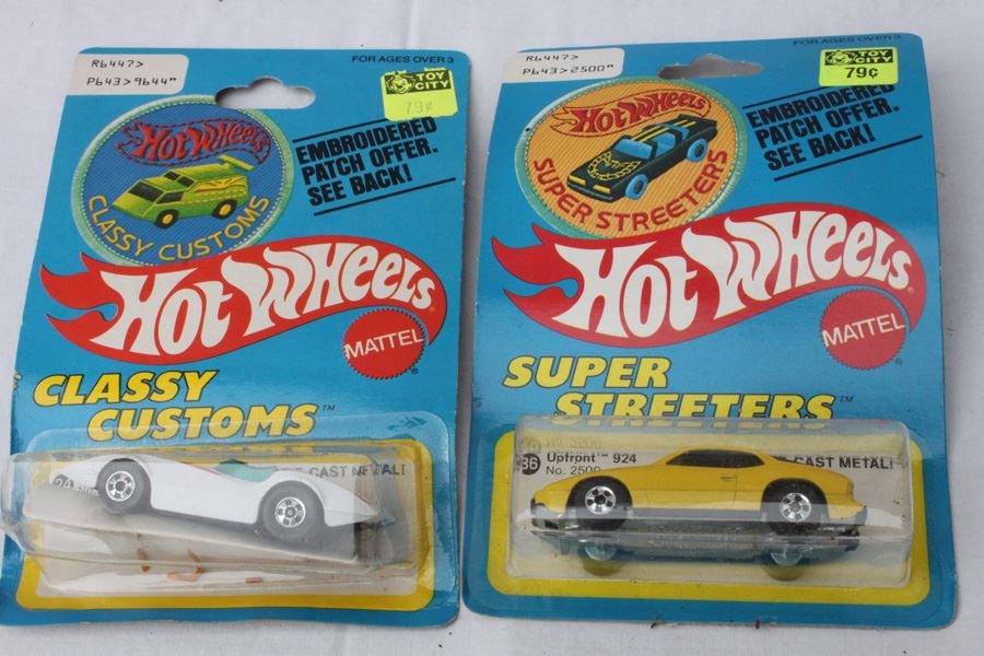 Vintage 1977 Hot Wheels New On Patch Card Classy Customs Second Wind #9644 & Super Streets Upfront 924 #2500 [Photo 1]